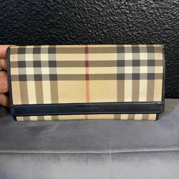 Burberry wallet poshmark best sale
